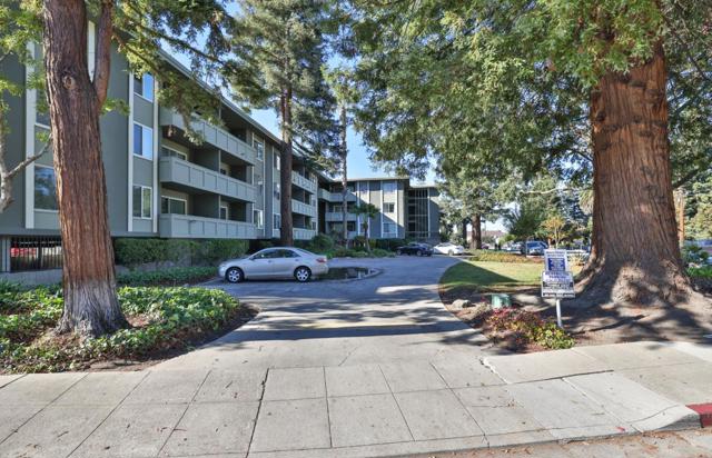 1458 Hudson Street, Redwood City CA: https://media.crmls.org/mediaz/3d0c3eab-0156-4d98-be01-67aff17257f2.jpg