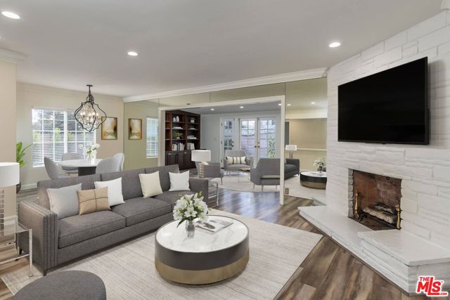 5332 Goodland Avenue, Valley Village CA: https://media.crmls.org/mediaz/3d0c421f-c475-4aea-ac41-d394371b9b84.jpg