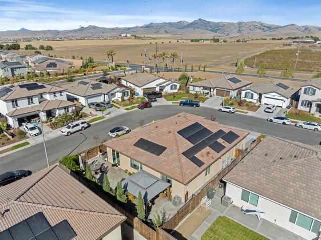 2141 Wildflower Drive, Hollister CA: https://media.crmls.org/mediaz/3d0d4544-e543-4528-9dfd-4dc00377b001.jpg