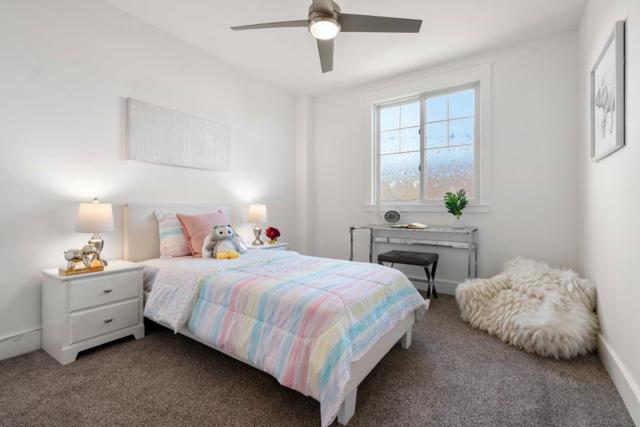 42 Farragut, San Francisco CA: https://media.crmls.org/mediaz/3d0eb20a-66d1-4f69-9297-e2a210536fee.jpg