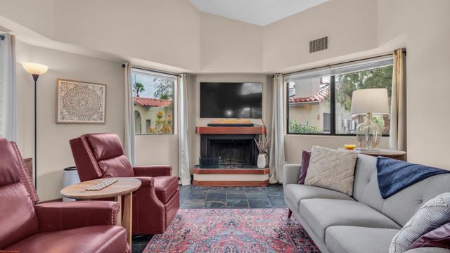 1620 Las Casitas Dr, Borrego Springs CA: https://media.crmls.org/mediaz/3d0ee3ca-7123-4e83-a8d4-61e15798cd9e.jpg