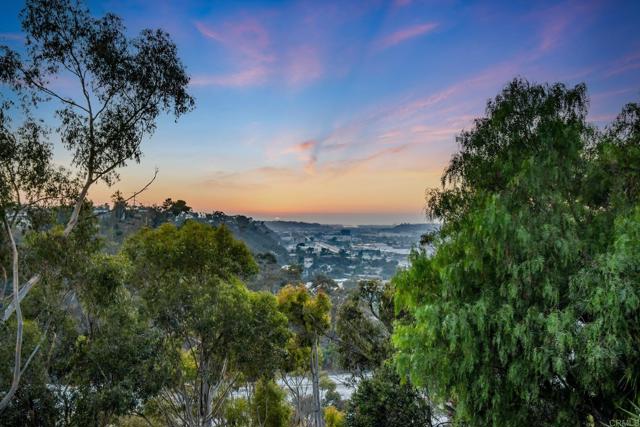 Detail Gallery Image 13 of 73 For 5036 Litchfield Rd, San Diego,  CA 92116 - 3 Beds | 2 Baths