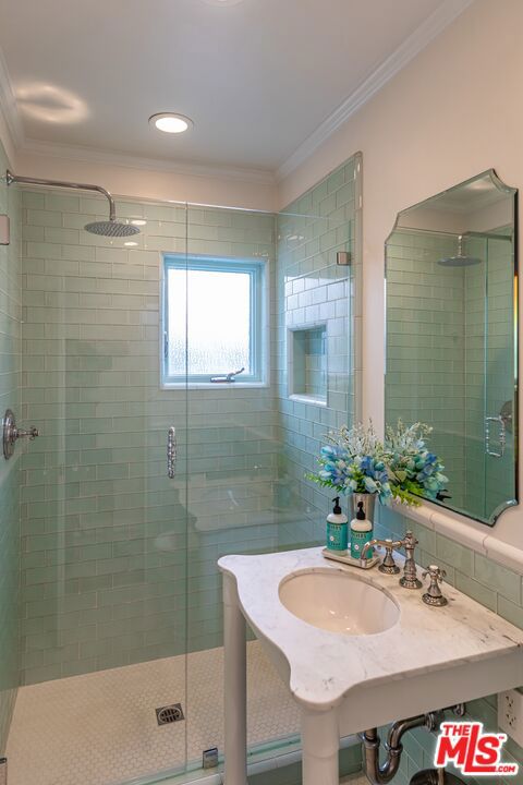 8133 W 4th Street, Los Angeles CA: https://media.crmls.org/mediaz/3d0f2520-d1cb-4874-9642-73c2bfd3e88d.jpg