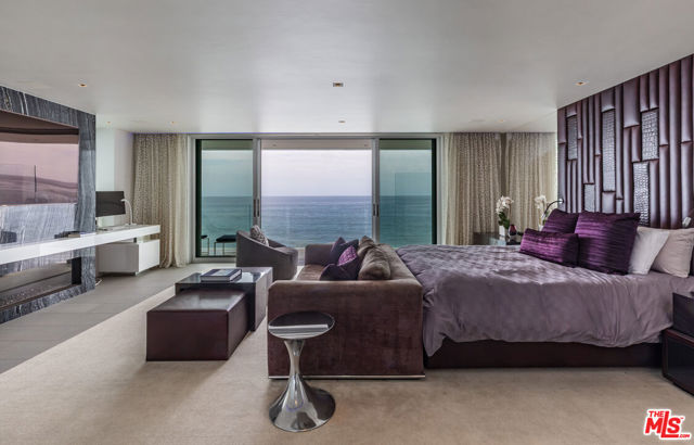 Image 11 of 30 For 31636 Sea Level Drive