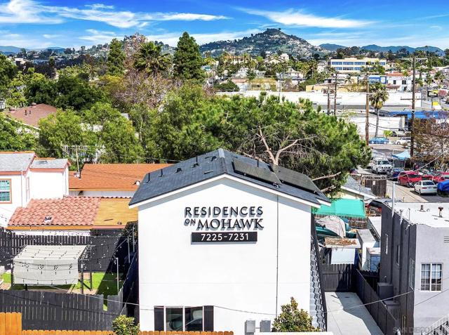 7231 Mohawk ST, San Diego CA: https://media.crmls.org/mediaz/3d11a2bf-952b-400d-9bbd-f1e01301fd21.jpg