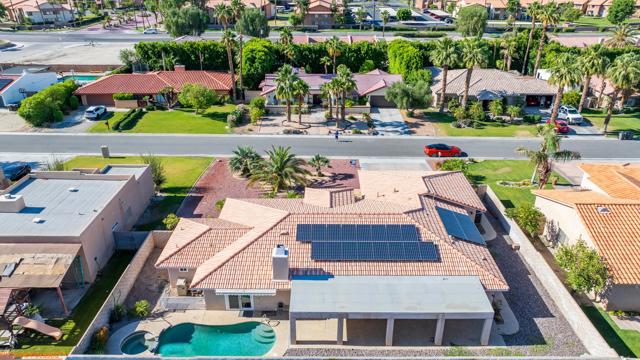 78901 Runaway Bay Drive, Bermuda Dunes CA: https://media.crmls.org/mediaz/3d11efca-6857-47ef-bcf5-aec3cf2a8d4c.jpg