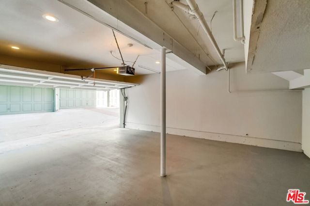 1832 Rockefeller Lane, Redondo Beach, California 90278, 2 Bedrooms Bedrooms, ,2 BathroomsBathrooms,Residential,For Sale,Rockefeller,25603743 1832 Rockefeller Lane, Redondo Beach, California 90278, 2 Bedrooms Bedrooms, ,2 BathroomsBathrooms,Residential,For Sale,Rockefeller,25603743