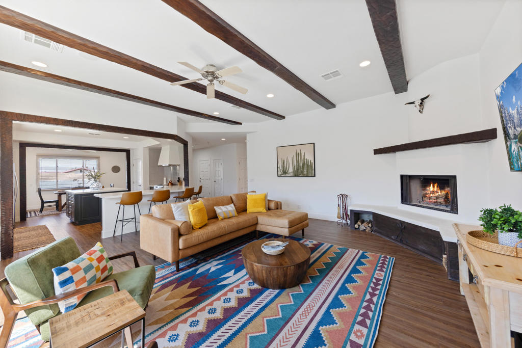 MLS #219123821DA img 4