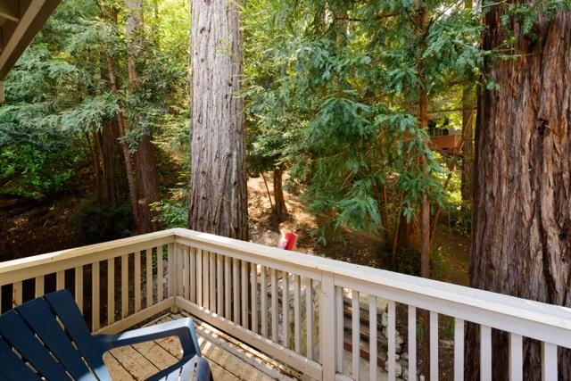 585 Bethany Drive, Scotts Valley CA: https://media.crmls.org/mediaz/3d12c872-a83d-45e3-8969-ec83e4b8c1bc.jpg