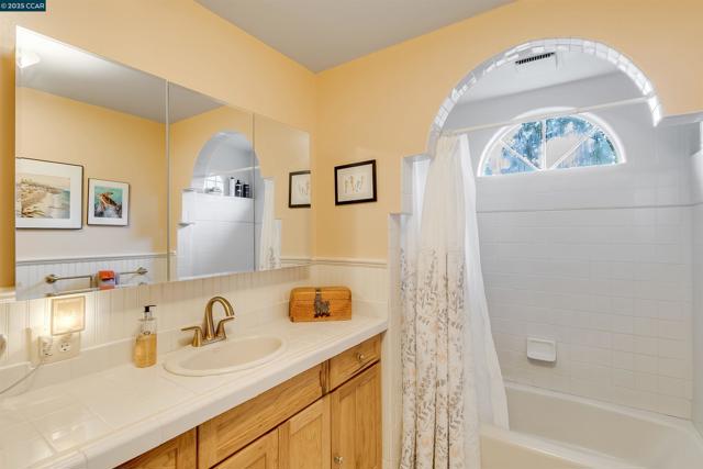 80 Diogenes Dr, Angwin CA: https://media.crmls.org/mediaz/3d12cec2-761d-4e69-9ae5-1582cbb33c24.jpg