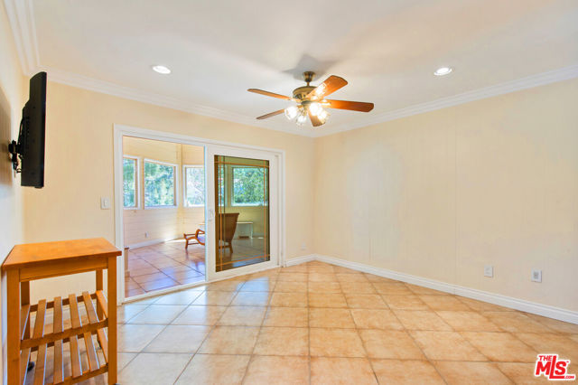 4236 Ensenada Drive, Woodland Hills CA: https://media.crmls.org/mediaz/3d1338a8-f62c-4a9d-97ec-02091c6b8d0c.jpg
