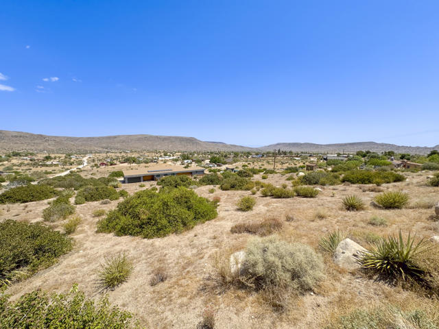 0 Minna Gombell Lane, Pioneertown CA: https://media.crmls.org/mediaz/3d14c82e-eef3-4da3-826f-965db68f6fab.jpg