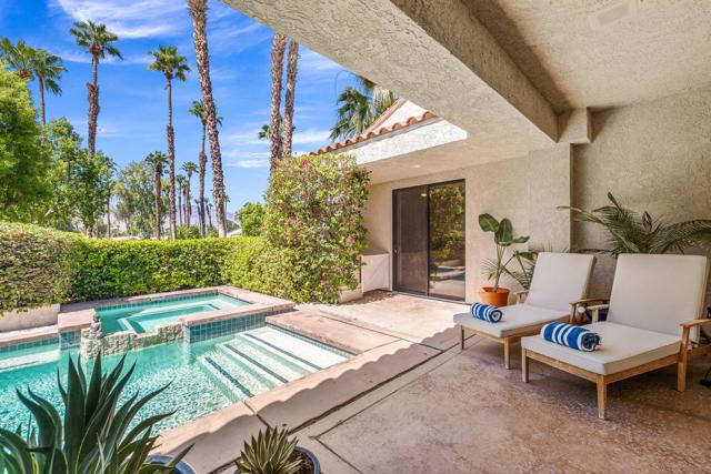 10605 Wimbledon Drive, Rancho Mirage CA: https://media.crmls.org/mediaz/3d165c80-af00-45de-aa93-818923ce9f31.jpg