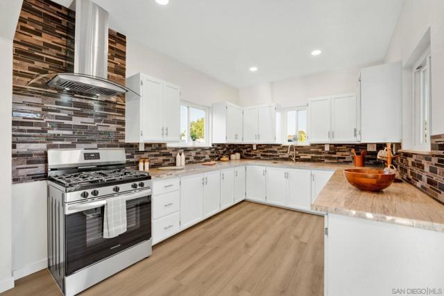 425 S Bancroft, San Diego CA: https://media.crmls.org/mediaz/3d16718e-bb79-4fd5-af9e-978fc7b684f9.jpg