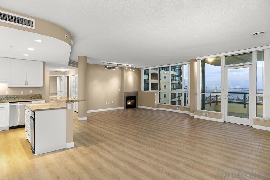 555 Front Street - photo 8