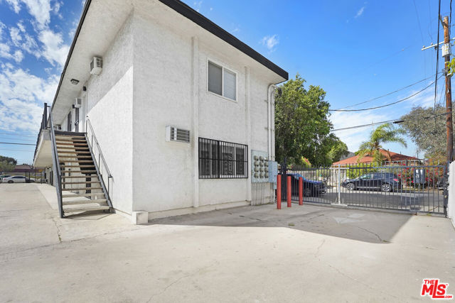 Image 15 of 18 For 10028 San Fernando Road