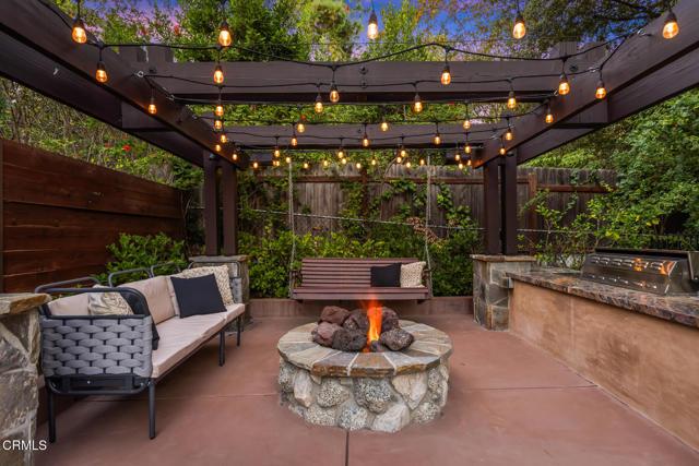 5065 Indianola Way, La Canada Flintridge CA: https://media.crmls.org/mediaz/3d1898e3-7693-463e-ab34-e114a7aa5b6a.jpg