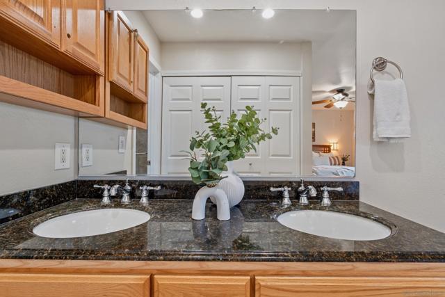 13340 Miguel Garden Way, Poway CA: https://media.crmls.org/mediaz/3d189fe4-d7a3-48bc-97f2-6748cd1f80d5.jpg