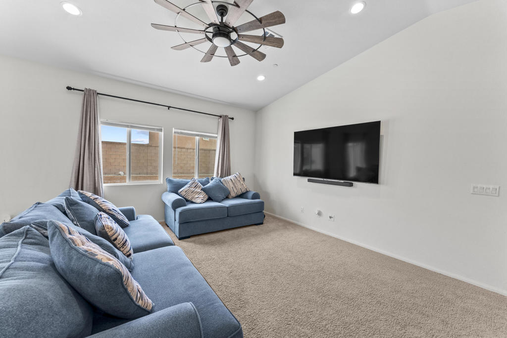 MLS #219138623DA image #15