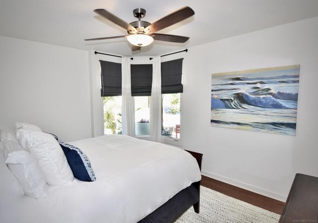 5410 La Jolla Blvd., La Jolla CA: https://media.crmls.org/mediaz/3d1a561b-a4d3-459a-b4e4-539fc99c6466.jpg