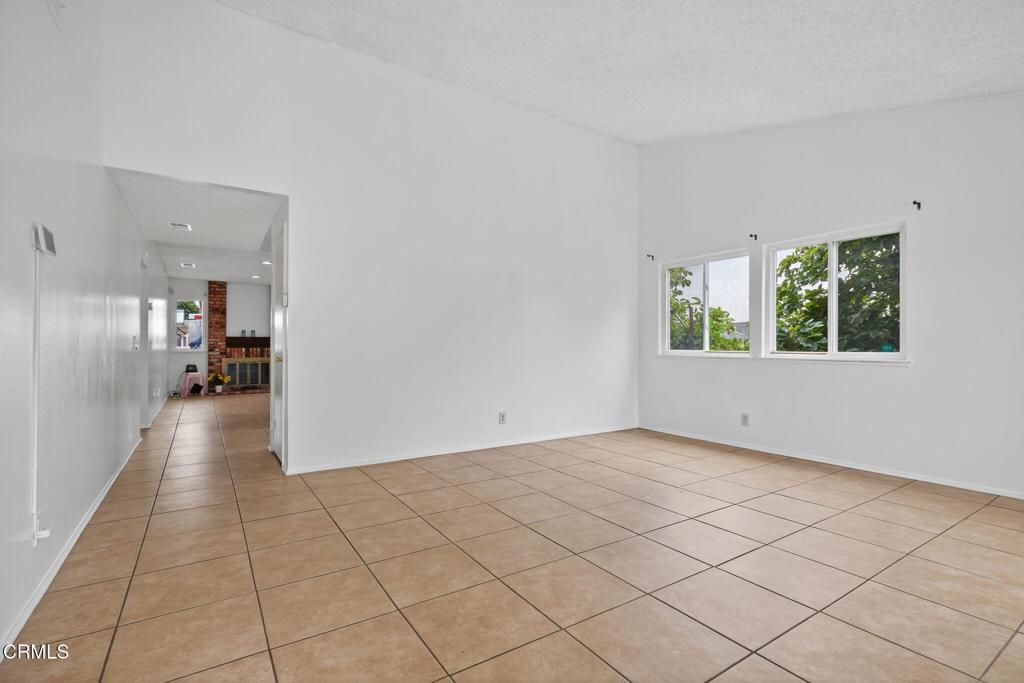 MLS #V1-32610 image #6