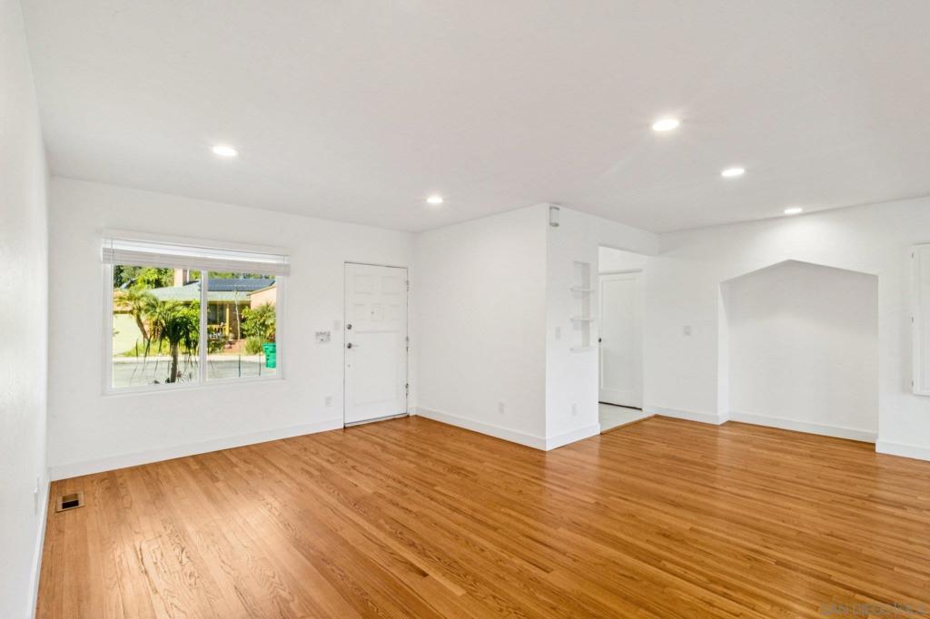 4537 45th St - photo 3