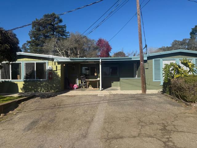 3460 Maplethorpe Lane, Soquel CA: https://media.crmls.org/mediaz/3d1c9147-d1a5-4163-99f7-e511a28caf09.jpg