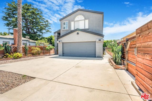 2481 S Bundy Drive, Los Angeles CA: https://media.crmls.org/mediaz/3d1dc9df-5be9-4d10-8fc4-72a1bf6e1764.jpg