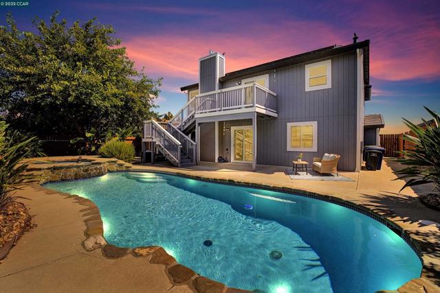 3899 Creekside Way, Oakley CA: https://media.crmls.org/mediaz/3d1dfb72-3923-420f-80d6-d2c91a6574c5.jpg