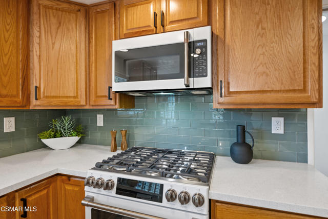 1134 Paquita Street, Camarillo CA: https://media.crmls.org/mediaz/3d1e54d8-3ad3-4bfa-8894-b6b6465aacac.jpg