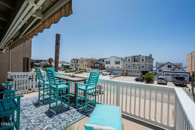 2120 Ocean Drive, Oxnard CA: https://media.crmls.org/mediaz/3d1e553a-a16f-4267-b778-e490783d6fc8.jpg