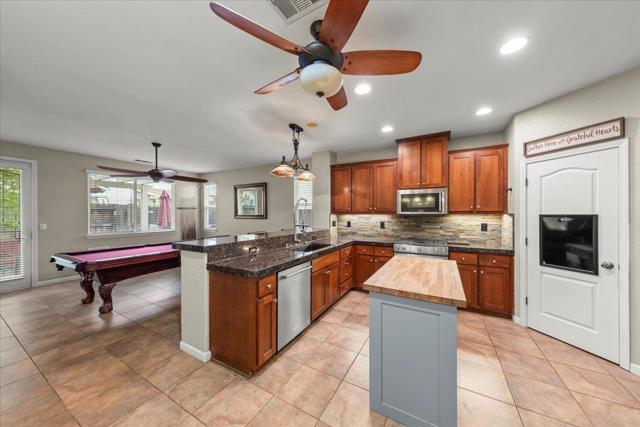 Image 11 of 38 For 2717 Amir Drive