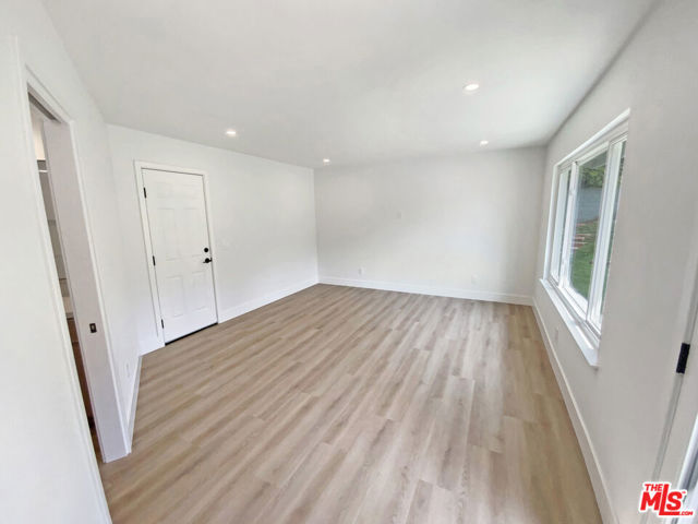 2230 La Crosse Circle, Claremont CA: https://media.crmls.org/mediaz/3d21699f-3e0f-46cd-bbdd-c581cef28d27.jpg