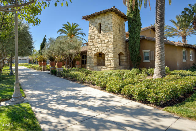 167 Bellafonte Court, Camarillo CA: https://media.crmls.org/mediaz/3d2247b9-a756-4a7f-9be9-26ee24d85f58.jpg