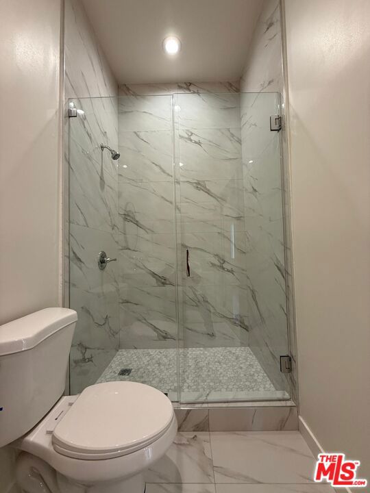 10212 Kalua Drive, Sunland CA: https://media.crmls.org/mediaz/3d237b73-6c70-411d-917b-5b0bd30cb2d3.jpg