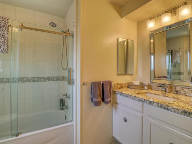 51555 Monroe St. #18, Indio CA: https://media.crmls.org/mediaz/3d23848a-0527-4b57-86a6-7a74fbf2db3e.jpg