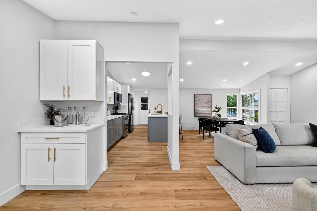 2546 Marathon Dr - photo 13