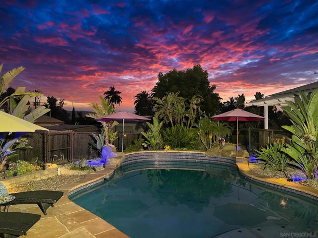 10505 Valle Vista Rd, Lakeside CA: https://media.crmls.org/mediaz/3d23e967-a707-4260-8ff7-a390bed8820e.jpg