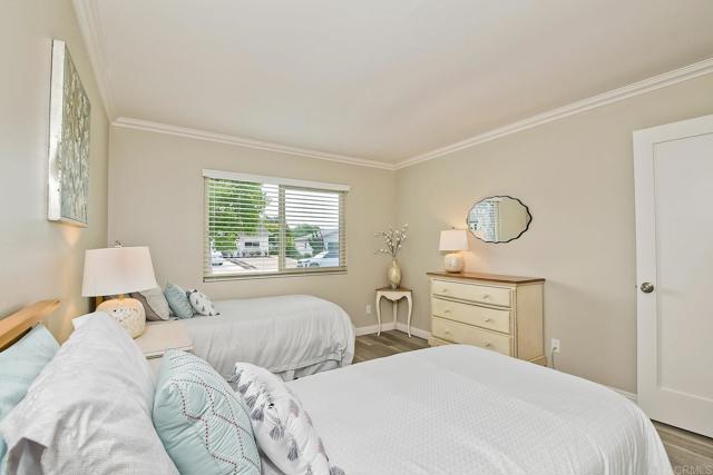 Detail Gallery Image 9 of 17 For 263 San Dimas, Oceanside,  CA 92057 - 2 Beds | 2 Baths