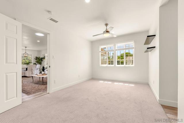 4464 Kamloop Ave, San Diego CA: https://media.crmls.org/mediaz/3d244154-8052-43dc-8c29-eeca793ca16f.jpg