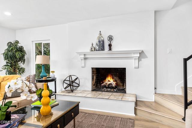 709 Wilson Court, Burbank CA: https://media.crmls.org/mediaz/3d27699d-1061-4ff3-bb8e-2762ac23e777.jpg