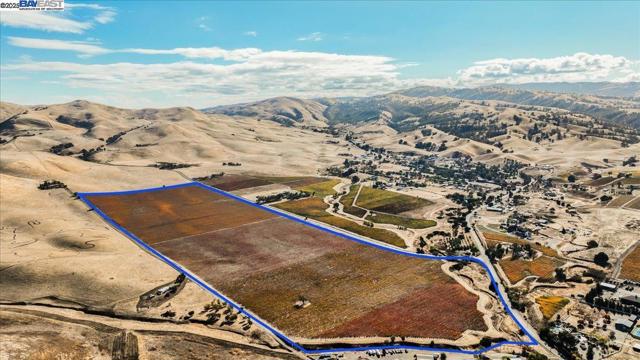 Image 6 of 45 For 9846 Reuss Rd