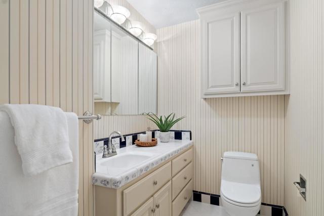 949 Wing Place, Stanford CA: https://media.crmls.org/mediaz/3d29a3dd-73ff-489e-be08-0e95b8755964.jpg