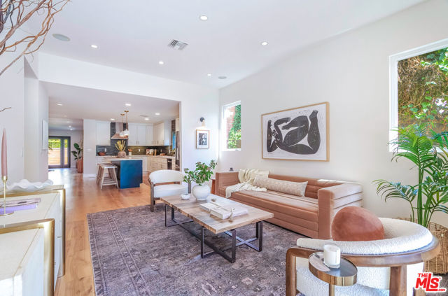 15220 Valleyheart Drive, Sherman Oaks CA: https://media.crmls.org/mediaz/3d2ad5e4-42d0-4260-98f8-dcde6774b4d1.jpg