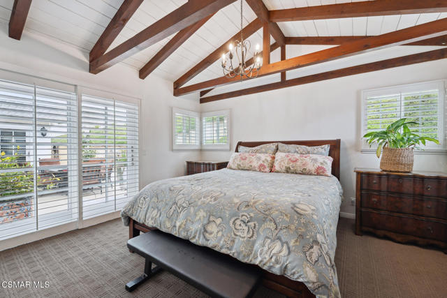 566 Rancho Road, Thousand Oaks CA: https://media.crmls.org/mediaz/3d2b9363-c082-41d4-a51b-8a1bfc7a4051.jpg