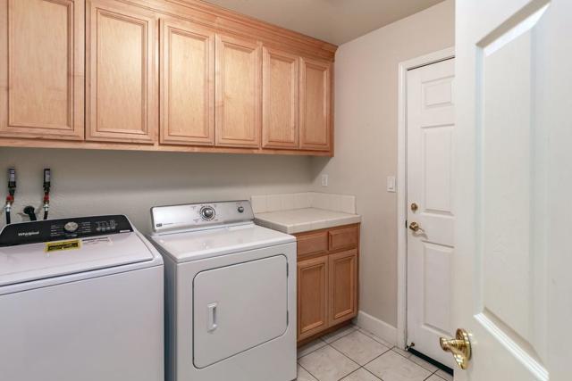 8810 Zinnia Street, Gilroy CA: https://media.crmls.org/mediaz/3d2cd89e-9da4-4323-945f-2756421fe2f0.jpg