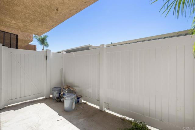 7760 Margerum Avenue, San Diego CA: https://media.crmls.org/mediaz/3d2e1c8b-fd64-481c-8dae-1aacc478fa52.jpg
