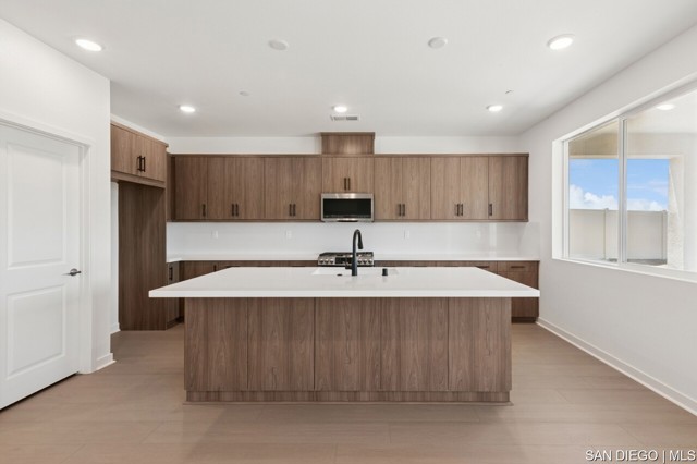 632 MEADOWOOD ST, Fallbrook CA: https://media.crmls.org/mediaz/3d2f09da-692f-4be4-b7b7-a243a7bb4316.jpg