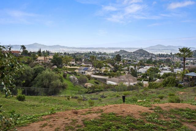 8016 Sterling Dr, El Cajon CA: https://media.crmls.org/mediaz/3d2f0b37-11c6-4dc3-89cb-ae99cc1cdbfb.jpg