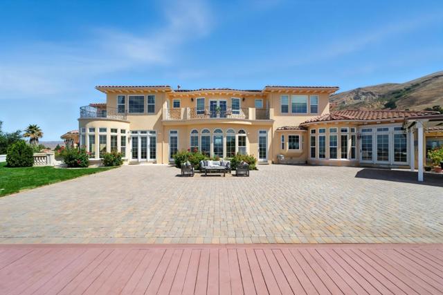 44989 Vista Del Sol, Fremont CA: https://media.crmls.org/mediaz/3d2f1d9e-aac4-4cb8-8418-9ed8774c55b1.jpg